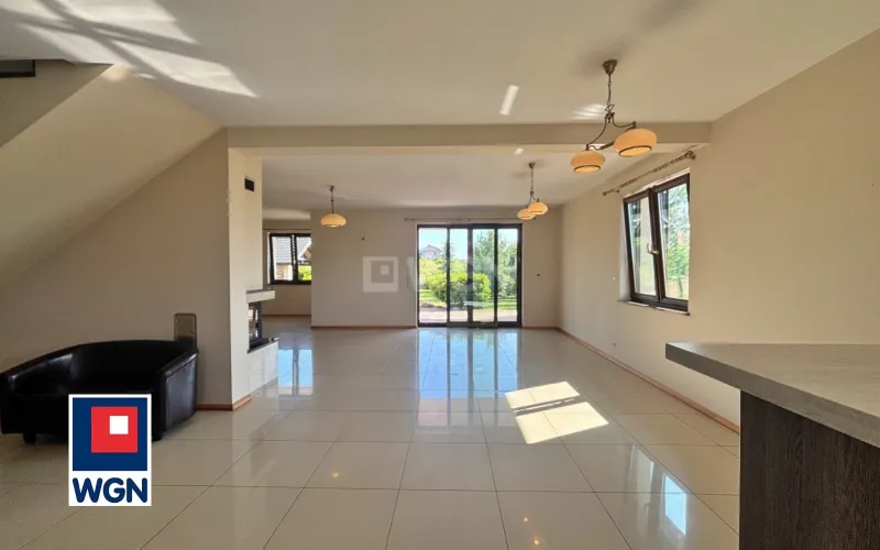 Dom na  wynajem Wołczkowo - Wolnostojący dom na wynajem, 250m2, 6 pokoi